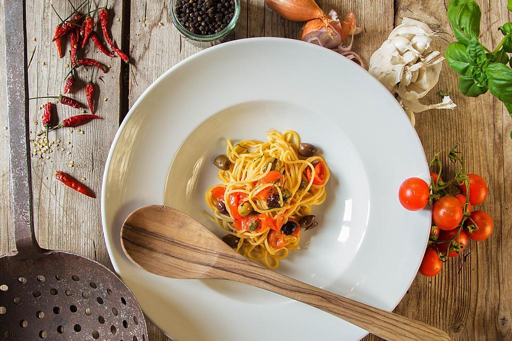 Casa Toedi Restaurant Hotel Trun エクステリア 写真